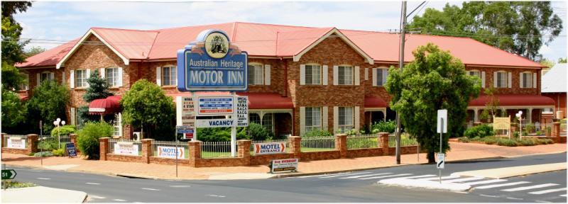 Australian Heritage Motor Inn Ντούμπο Εξωτερικό φωτογραφία
