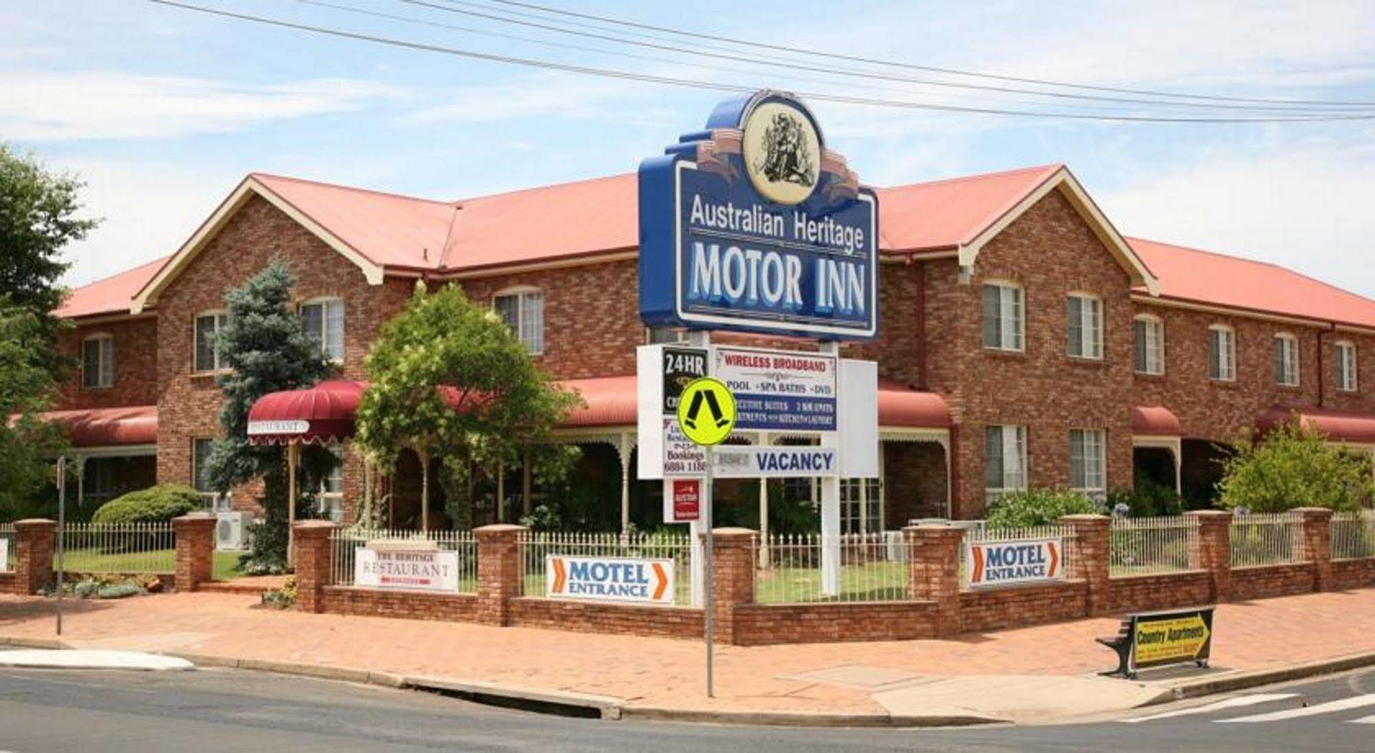 Australian Heritage Motor Inn Ντούμπο Εξωτερικό φωτογραφία